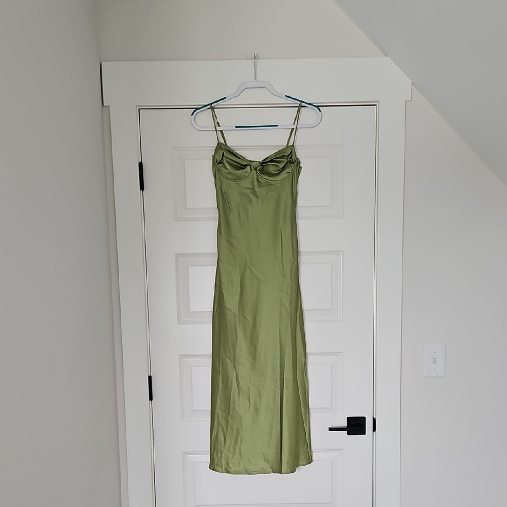 Astr The Label Dress - Picture 2 of 9